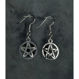 Pentagram fülbevaló