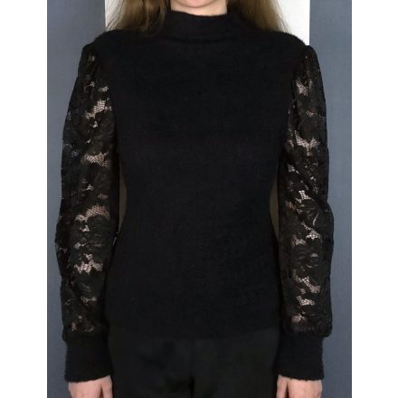 Szőrös, kötött, csipke ujjú felső