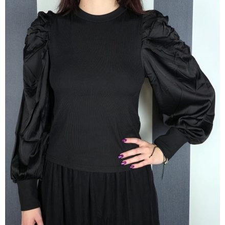 Buggyos ujjú ribs felső (fekete, fehér)