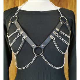 Láncos nyakbaakasztós testhám