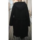 Kapucnis, fekete színű szövetkabát