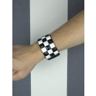 Piramis szegecses karkötő