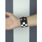 Piramis szegecses karkötő