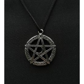 Díszes pentagram medál
