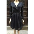 Fekete színű, csíkos selyem midi ruha