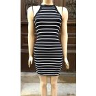 Fekete-fehér csíkos, szűk nyári midi ruha