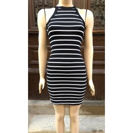 Fekete-fehér csíkos, szűk nyári midi ruha